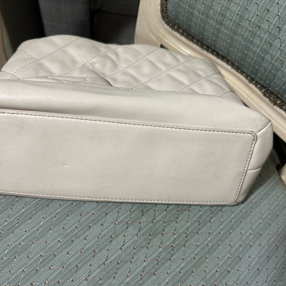 Kate Spade White Quilted Chain Shoulder Bag - Picture 6 of 14